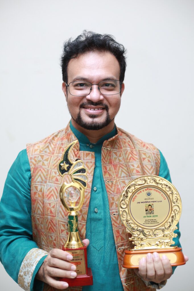 M Miraz Hossain wins Best Fiction Writer award 2023 (1)