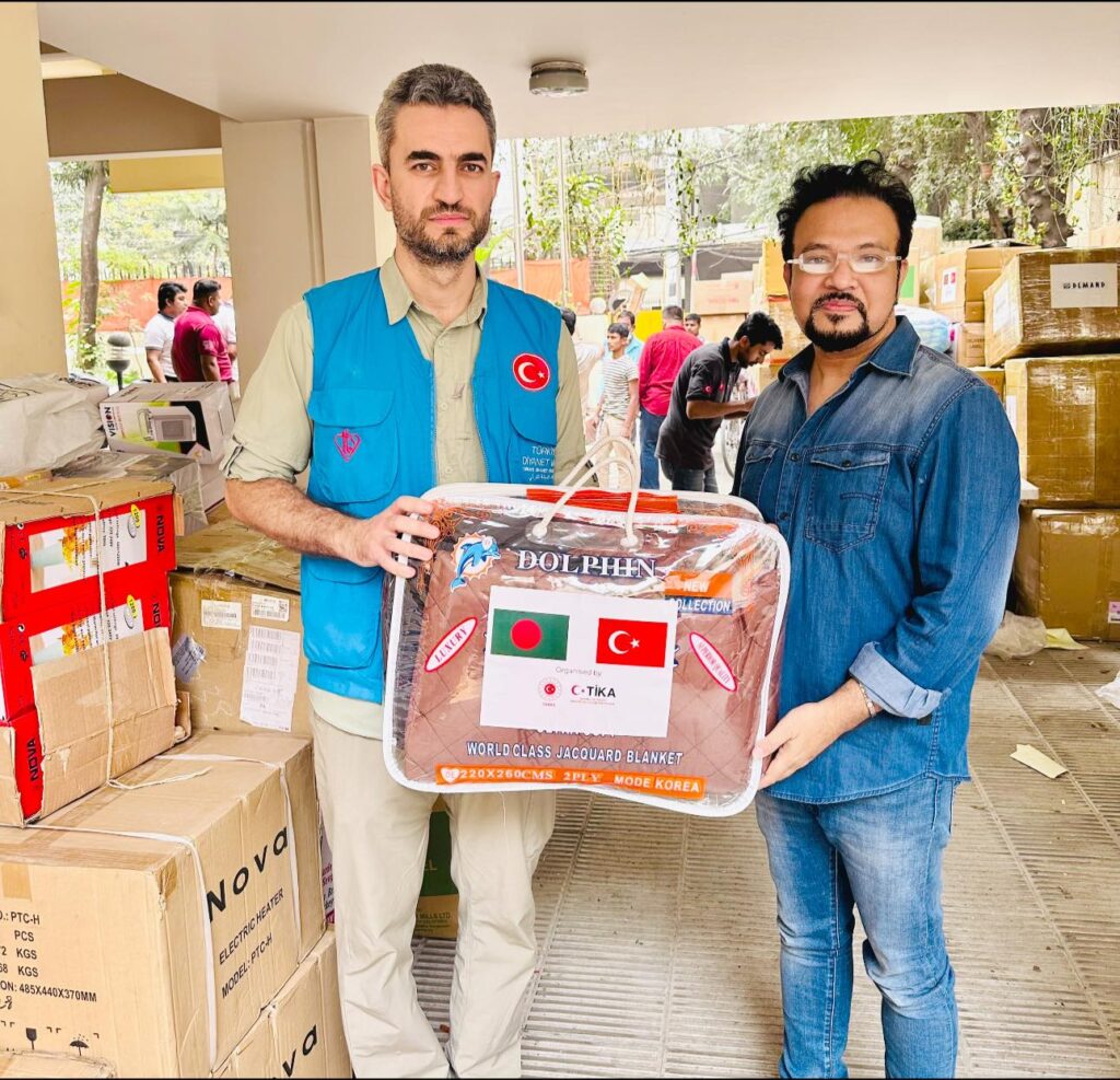 Commodity assistance for Turkey earthquake-affected people (3)